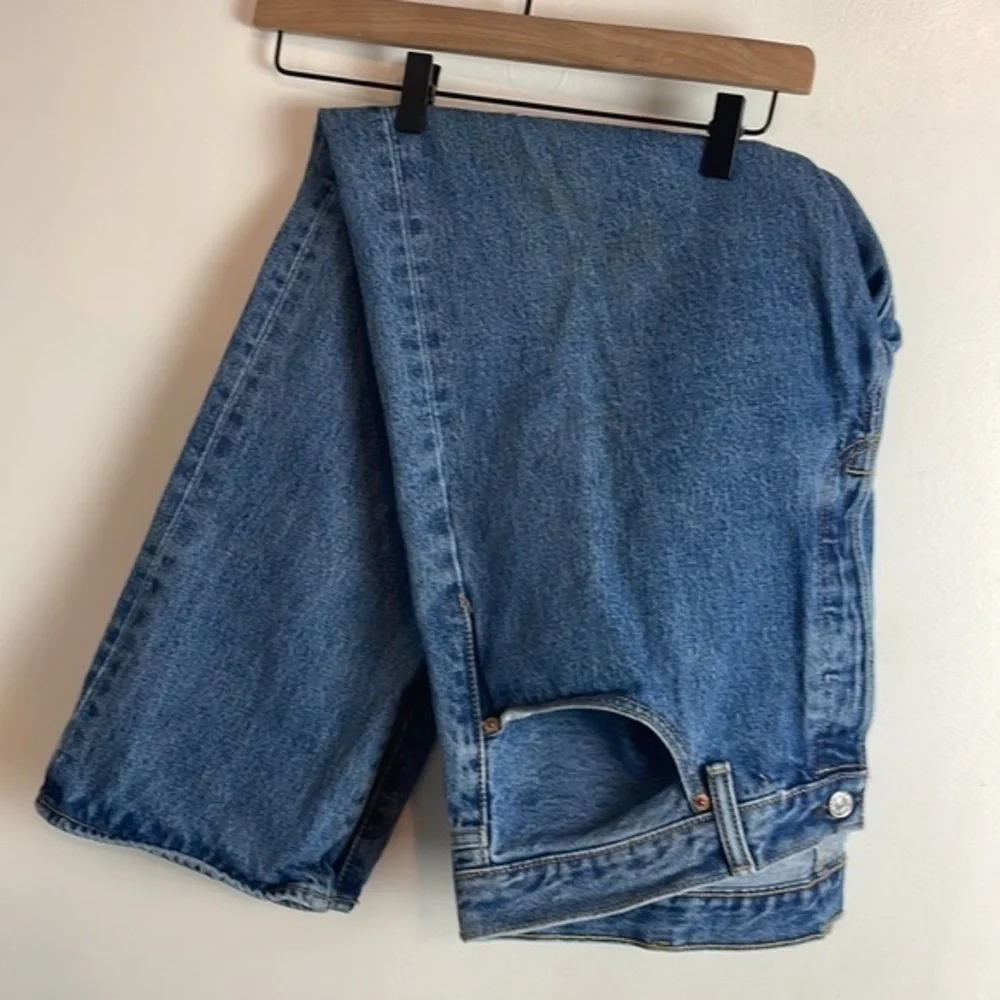 Levi’s 501 Classic Straight Leg Button Fly Jean 38W 30L